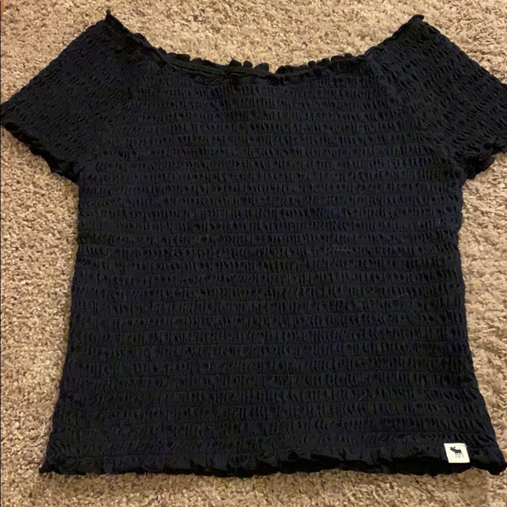 Off the shoulder Abercrombie kids shirt